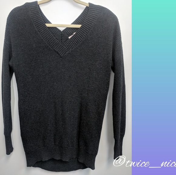 Victoria Secret Knit Sweater Size XS - Picture 1 of 6